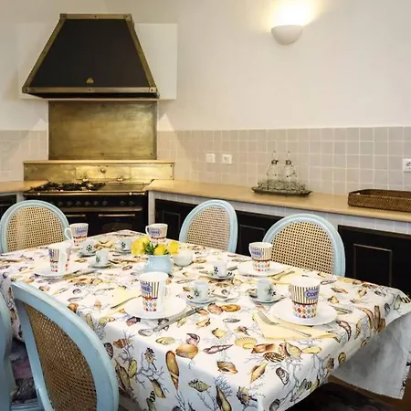 Castello Di Villa *